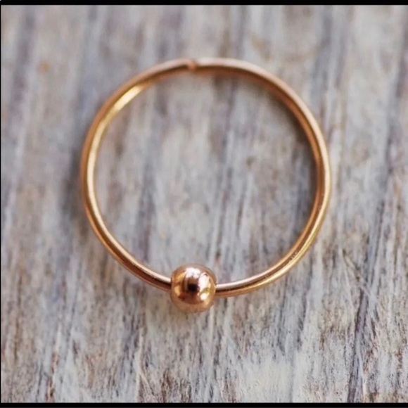 βΌοΈπβ€οΈβΌοΈSALE Was 25$π Helix Cartilage Hoop Ring - Picture 3 of 7